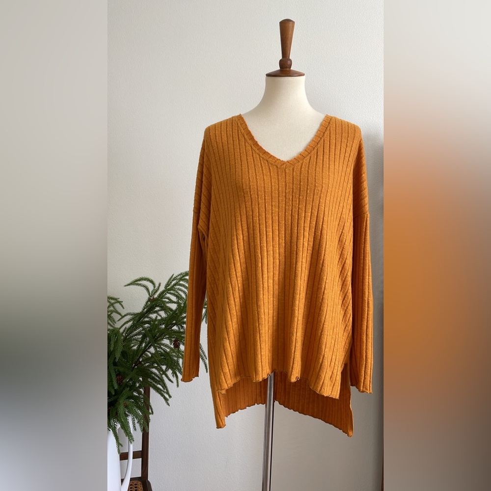 Urban Outfitters NWT Ribbed Top, Small